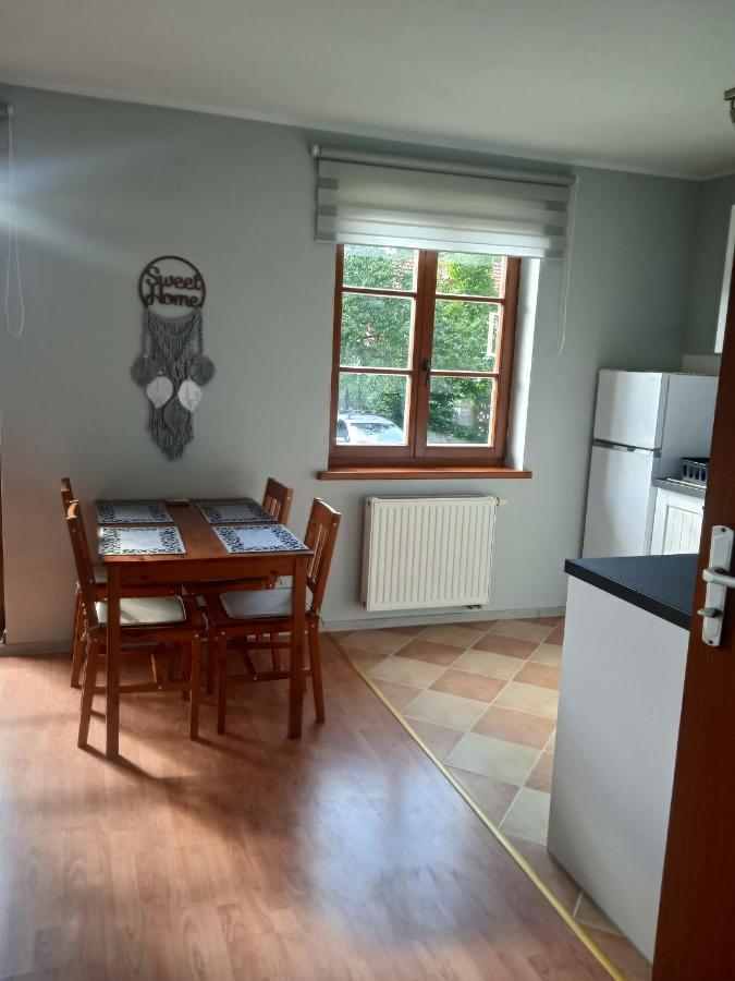 Sloneczny Apartament W Centrum Pieknych Karkonoszy Jelenia Gora Exterior photo